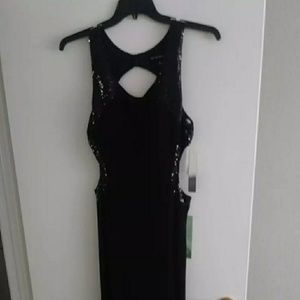 Women's black sleeveless dress and Necklace/Earrin
